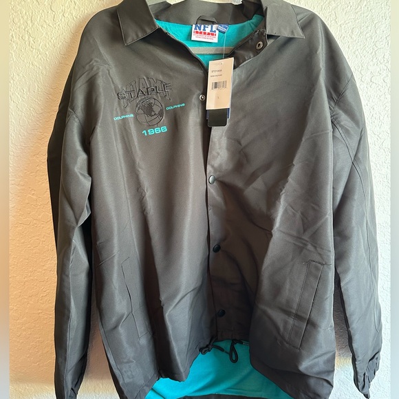 NWT Miami Dolphins NFL X STAPLE Men’s Large Black Coaches Zip Jacket 🔥